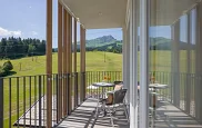 1_lti_kaiserfels_schattseite_st_johann_balkon.jpg