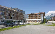 3_lti_kaiserfels_schattseite_st_johann_haus_aussen.jpg