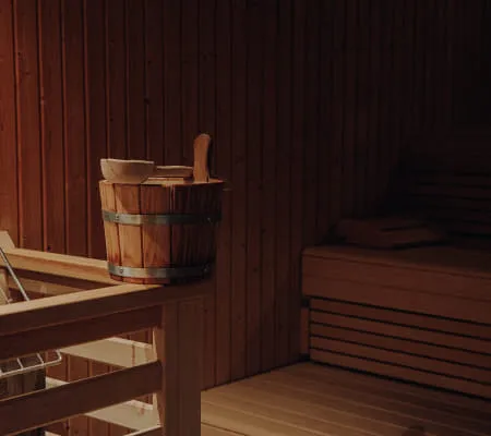 3 - 05_WELLNESS_FOTOKARUSSELLMELANIE_RAMONA_HINTNE