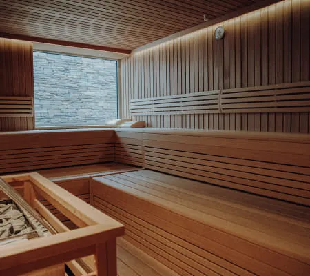 7 - 05_WELLNESS_FOTOKARUSSELLMELANIE_RAMONA_HINTNE