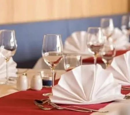 1 - skigebietstjohannhotelessen__crop